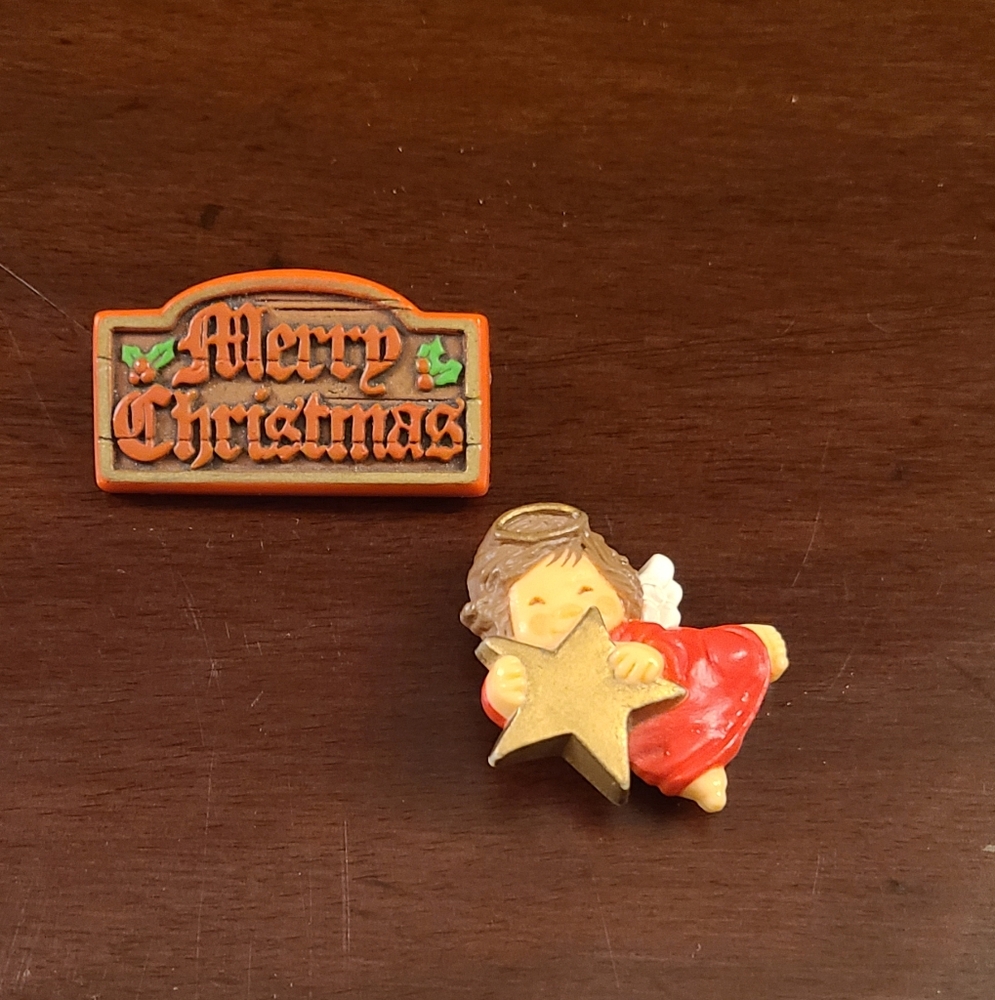 Vintage Hallmark holiday pins (2)
